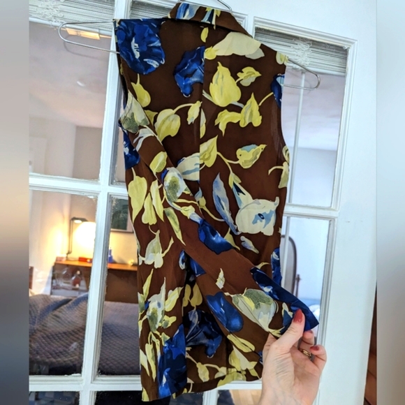 Silk Sleeveless Floral Print Button Down Ann Taylor Small Shirt - Picture 3 of 4